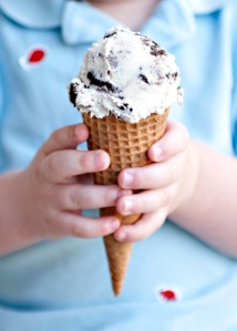 scoop from http://bakedbree.com/cookies-and-cream-ice-cream